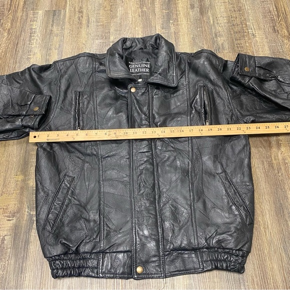 Leather Black Jacket Men Size Medium Bomber Flight Casual Varsity Outerwear - Picture 10 of 16